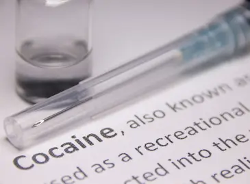 Dépendance à la cocaïne: comment fonctionne le traitement et ce que vous devez savoir