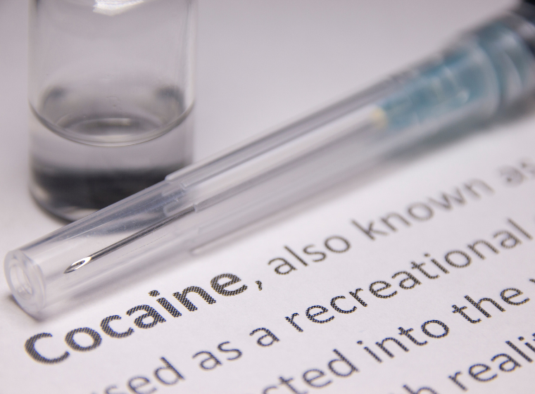 Dépendance à la cocaïne: comment fonctionne le traitement et ce que vous devez savoir