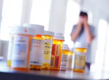 Pourquoi la dépendance aux opioïdes est-elle si difficile?