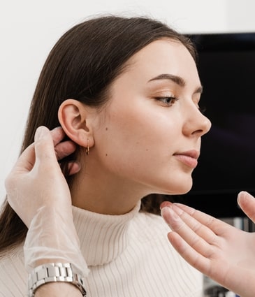 سعر عملية تجميل الأذن في تركيا